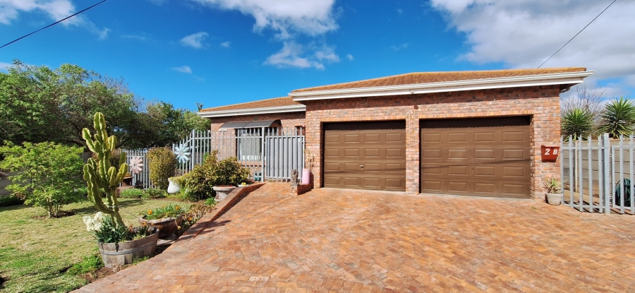 3 Bedroom Property for Sale in Albertinia Western Cape